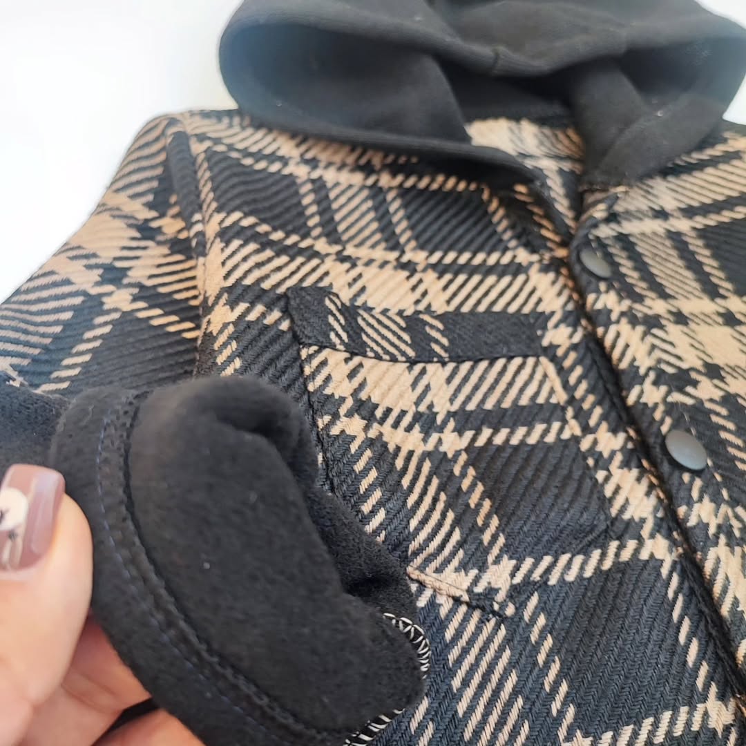 بلوز دکمه خور کلاه‌دار چهارخونه بچگانه