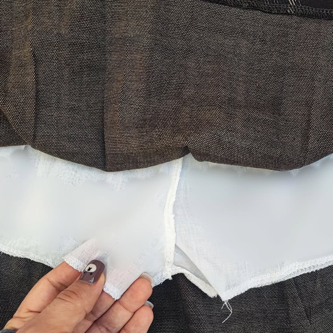 شومیز و دامن بچگانه