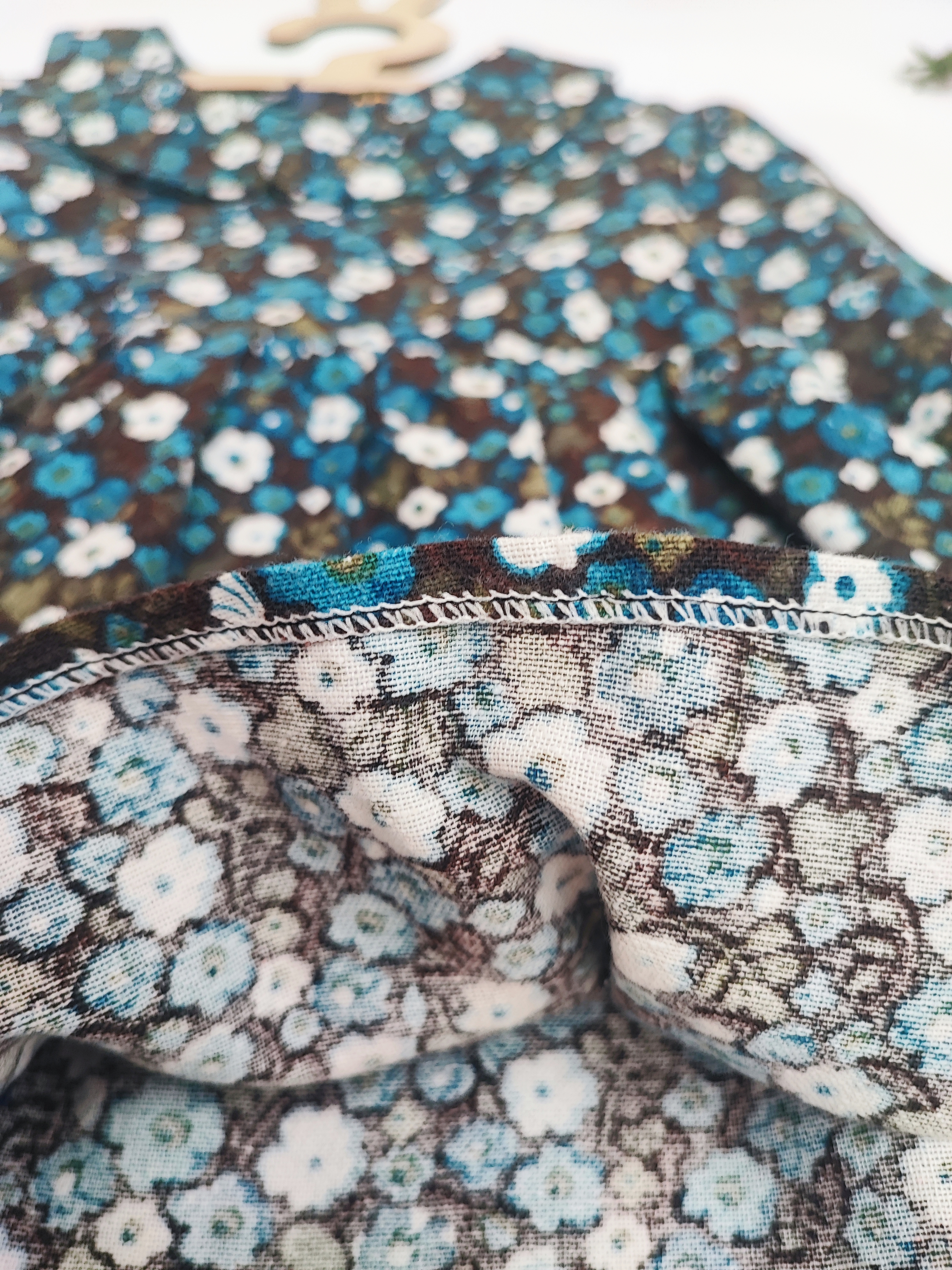 پیراهن گلدار دخترانه بچگانه