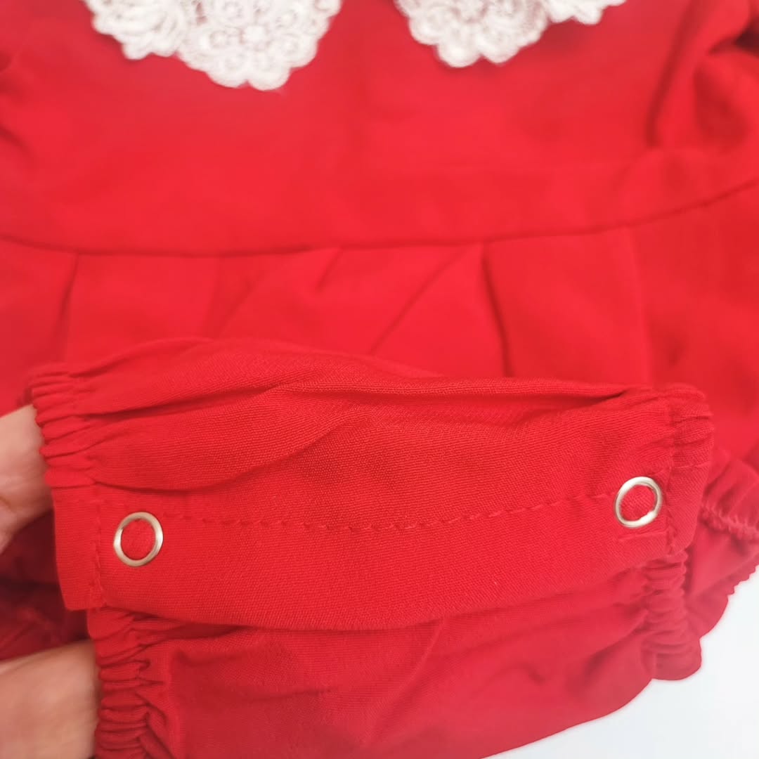 بادی زیر دکمه نوزادی دختر