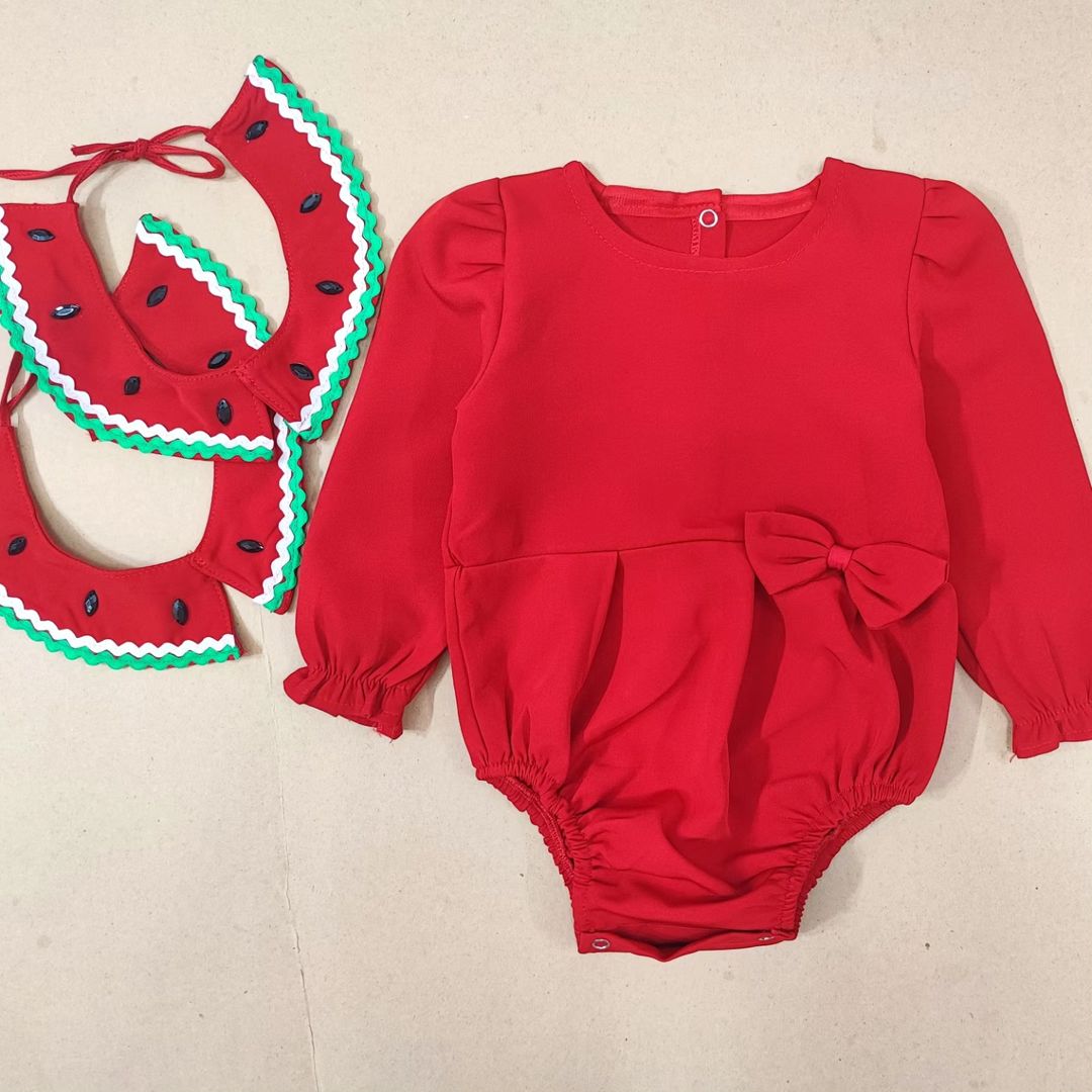 بادی زیر دکمه نوزادی رنگ قرمز