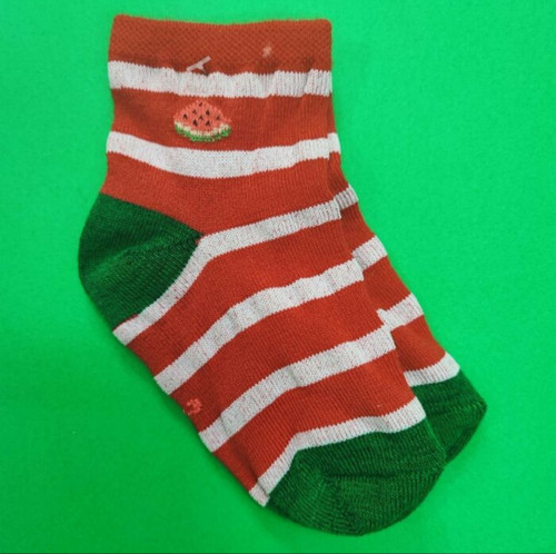 جوراب نوزادی یلدایی