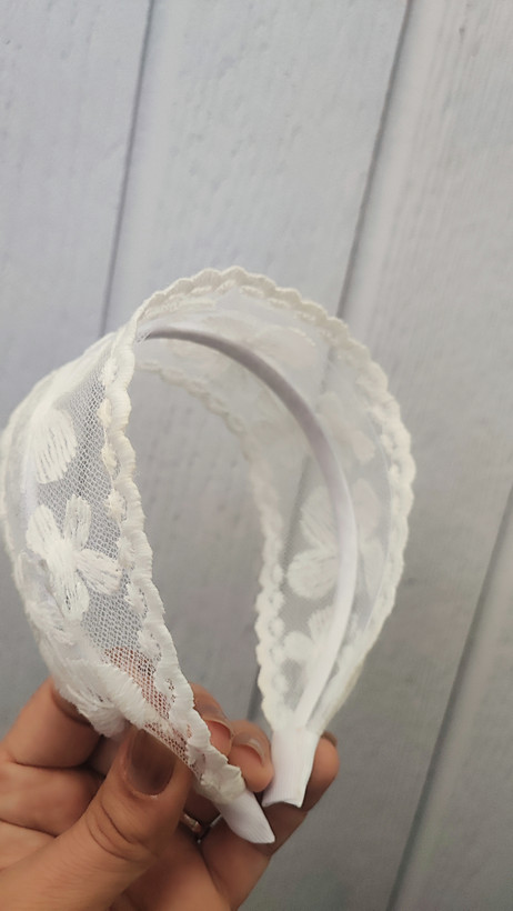 اکسسوری مو؛ تل سر فانتزی طرح گل رنگ سفید و مشکی